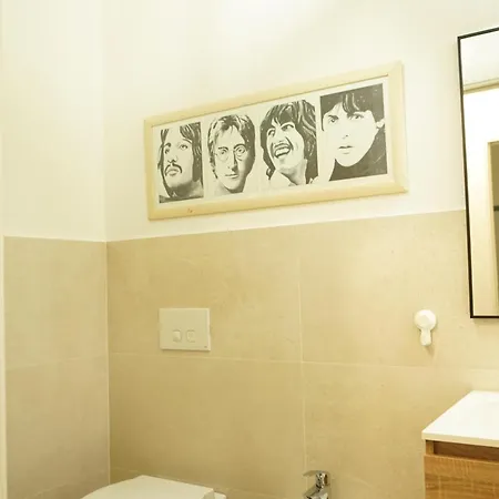 アパート Carloforte Al Centro Di カリアリ